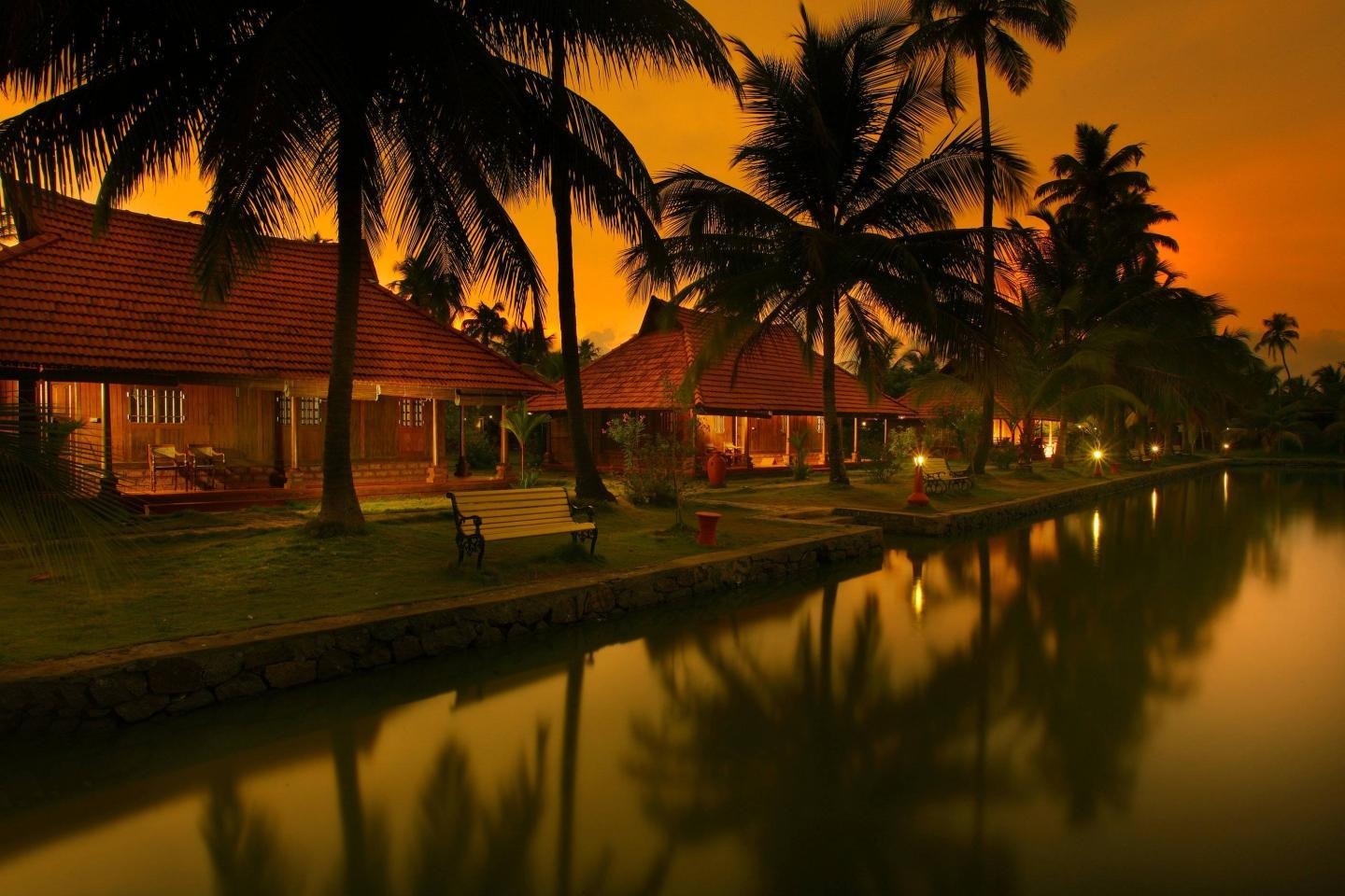 KONDAI LIP ALLEPPEY