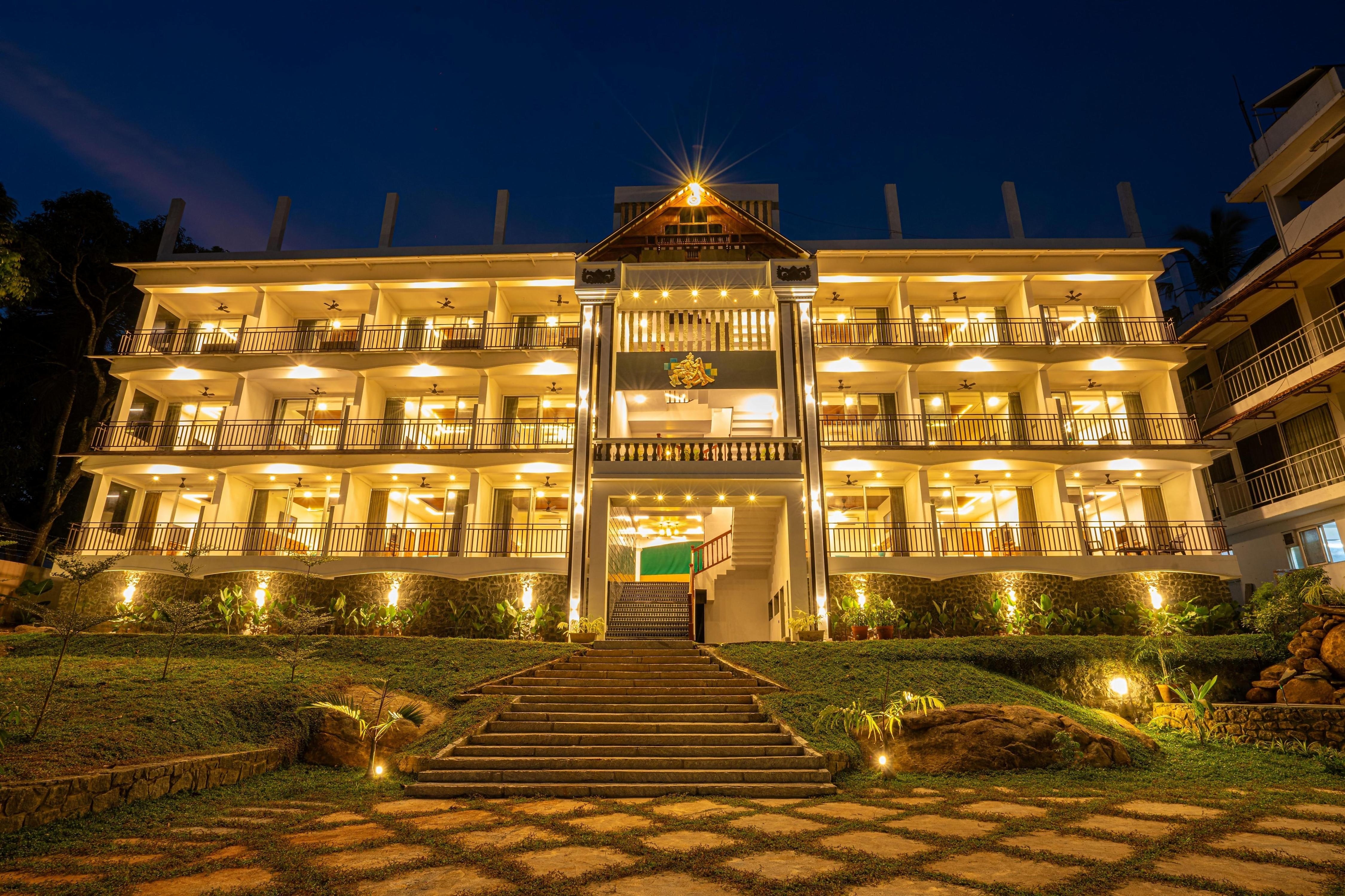 AADISAKTTHI RESORT kovalam