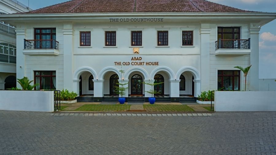 THE OLD COURT HOUSE BY ABAD FORT KOCHI