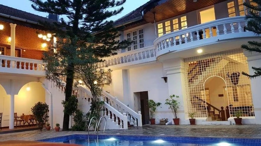 DUTCH MANOR KOCHI