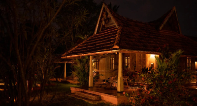 backwater resort in Alappuzha, heritage resort in Alleppey, Ayurveda resort in Kerala, honeymoon resort in Alappuzha, Kerala backwater stay, and Alleppey resort booking.